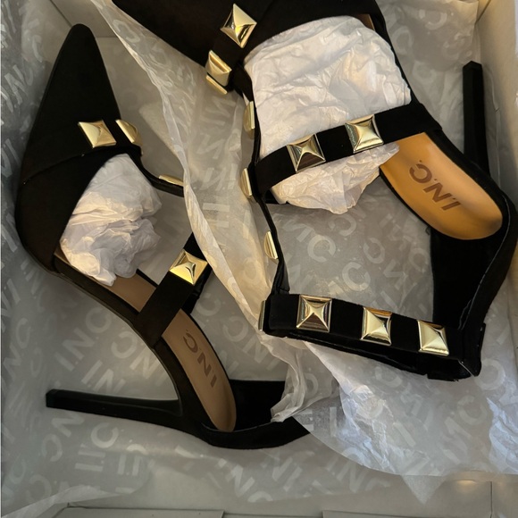I.N.C. Syndiaf Black Studded Heels, Size 7M, Color-Black w/Gold Hardware - Picture 2 of 3